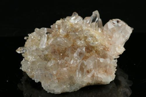 値下げしました！キラキラ美しい中国産水晶クラスター約683g | 天然石