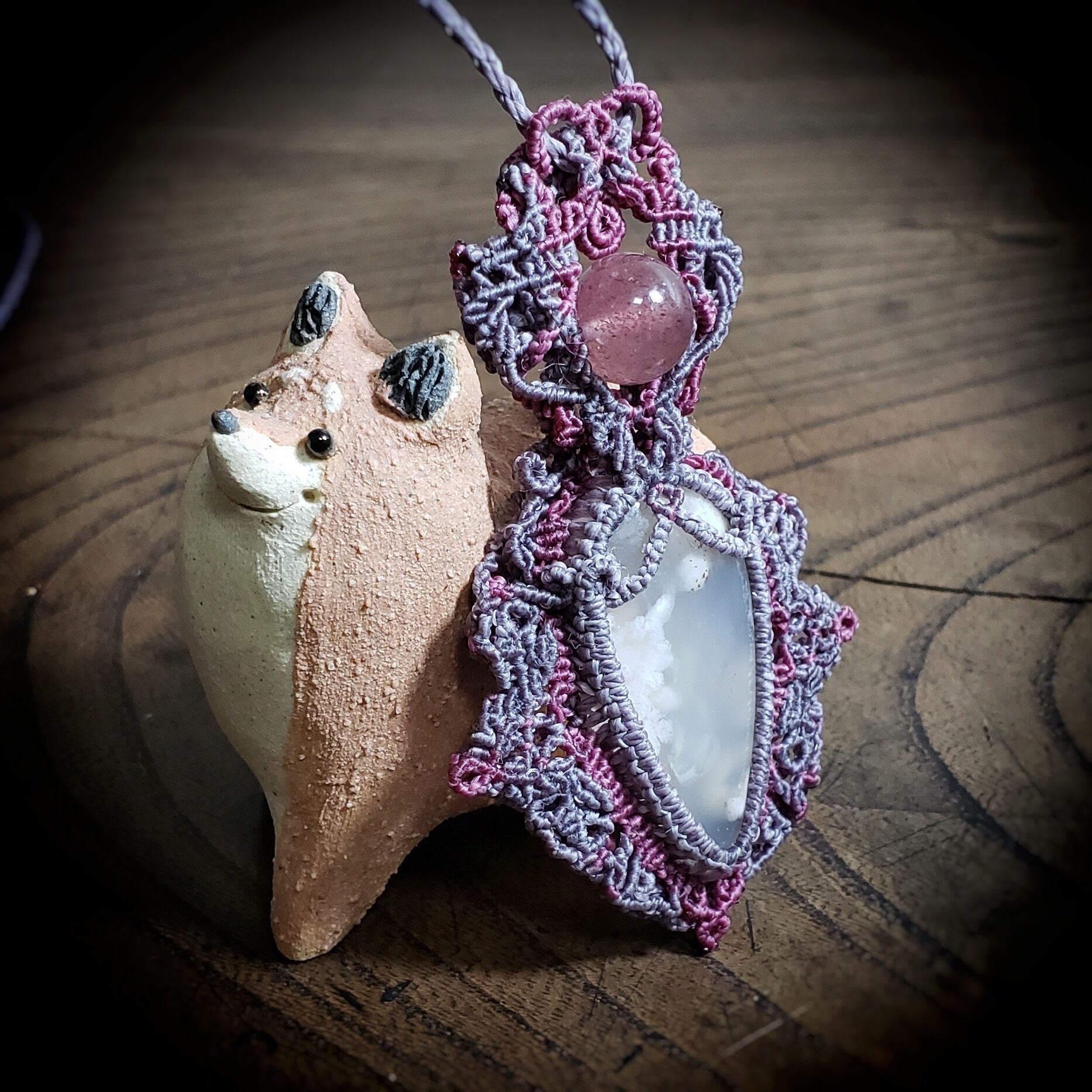 桜瑪瑙 （チェリーブロッサムアゲート）とピンクエピドートのマクラメ編みネックレス 宝結 ホウユイ