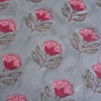 ブロックプリント生地【50cm単位】インド綿  片耳デザイン付き 小花柄 グリーン×ピンク #54710-GR1