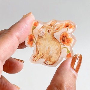 絵本みたいなブローチ『ひなげしとうさぎ』