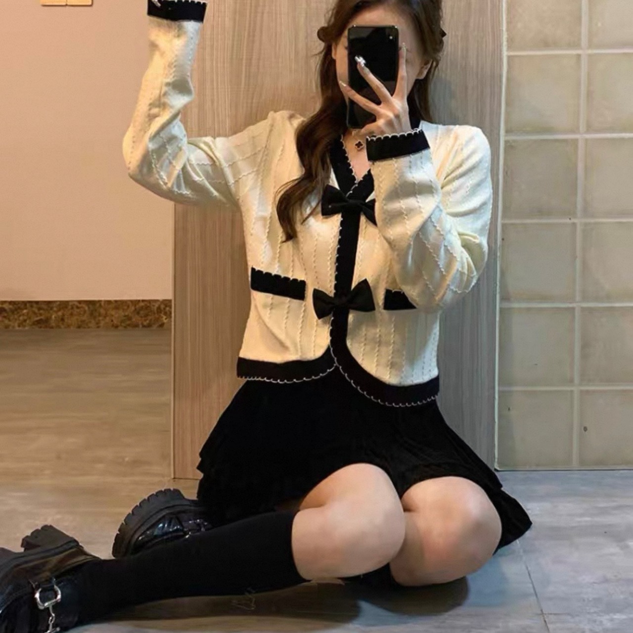 V-Neck Bow Knit Cardigan Jacket