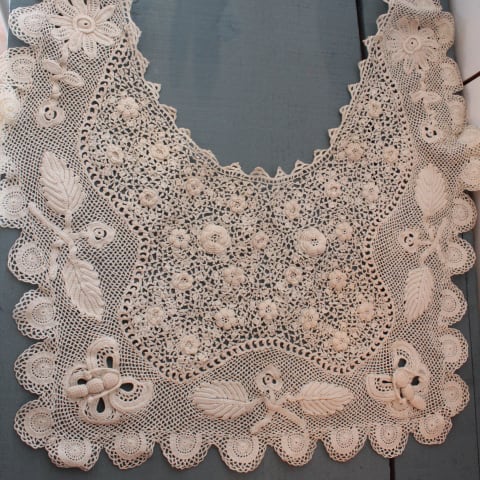 アイリッシュクロッシェ 草花蝶のつけ襟 | Antique Paris6e