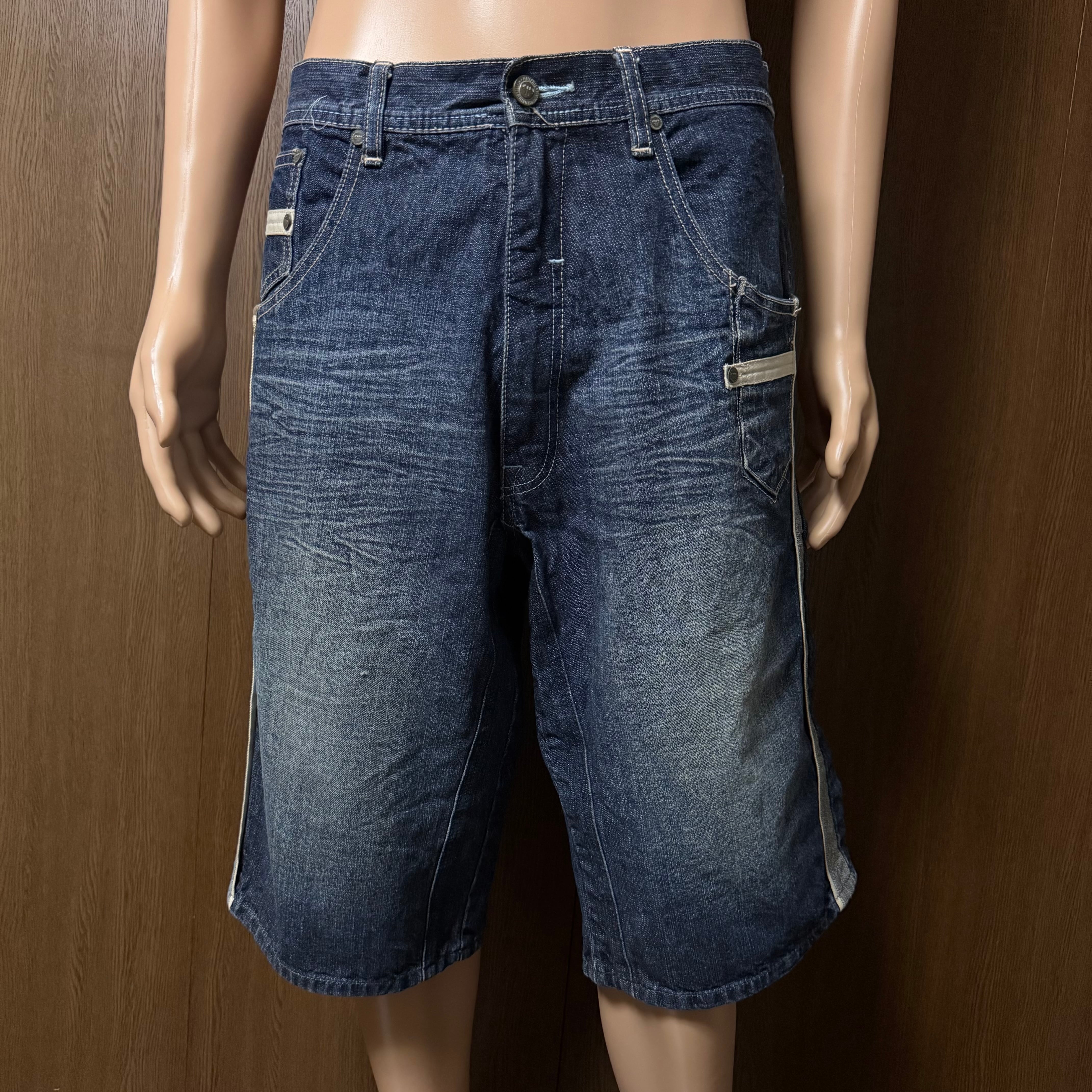 販売最安価格 Pelle Pelle デニムショーツ