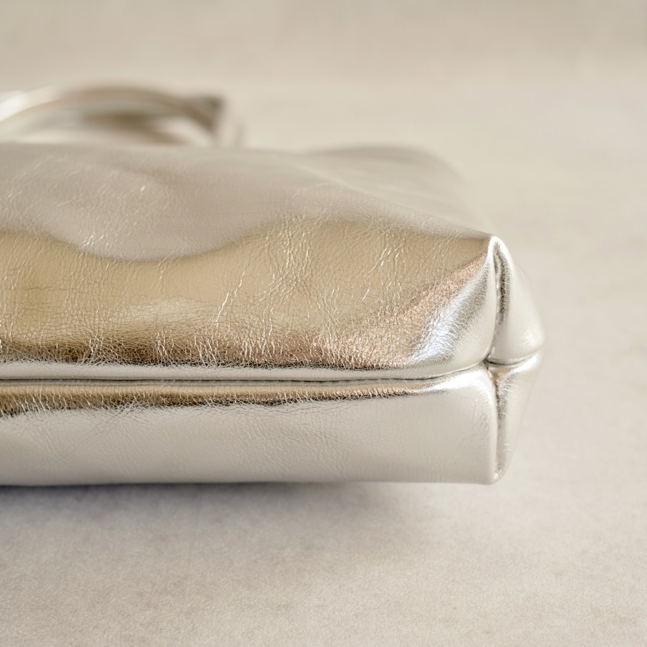 CT TOTE BAG 02 SILVER