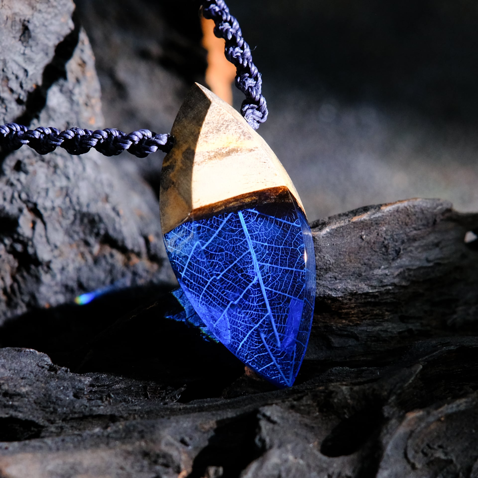 ウッドレジン　葉脈石　ペンダント　ネックレス ウッドレジン 葉脈石 ペンダント ネックレス