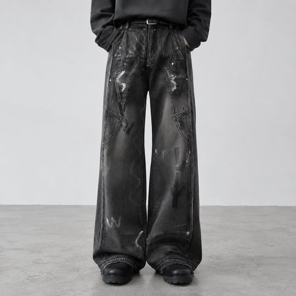 Graffiti design denim pants 0001