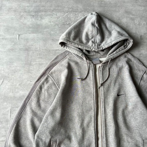 NIKE / 00's logo zip hoodie size XL