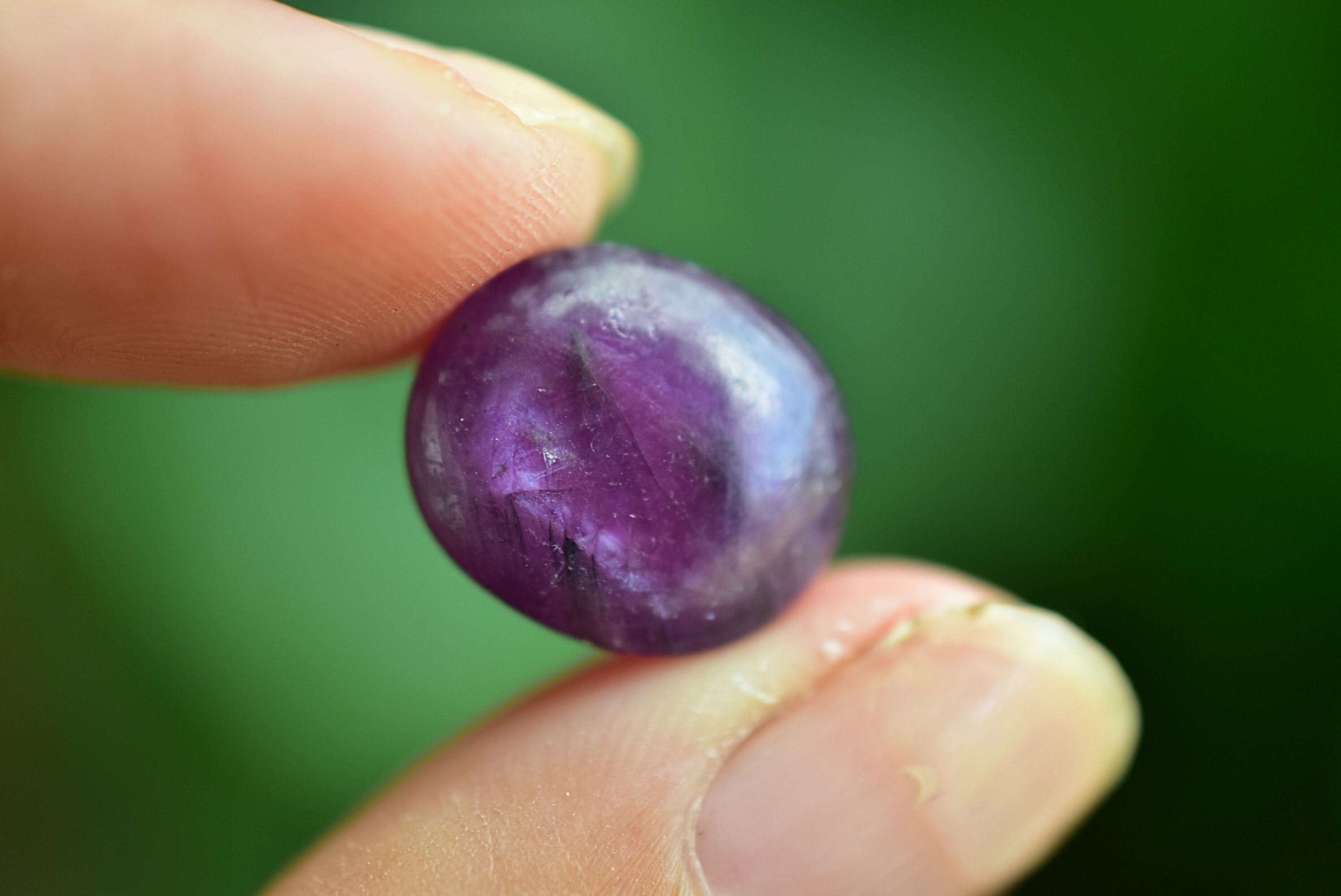 コランダム入り☆ルビー ルースs587 | Funky garuda Stone (ファンキー