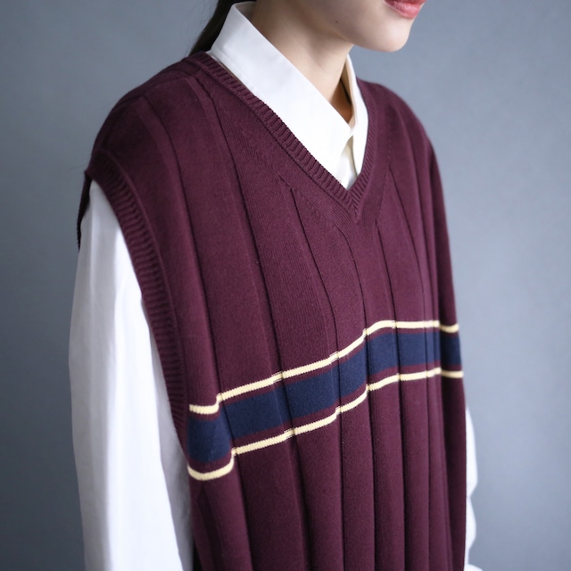 "TOMMY HILFIGER" line design loose 3D knit vest