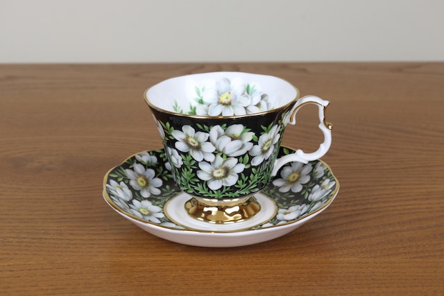 ロイヤルアルバート　プロヴィンシャルフラワー　デュオ　ティーカップ　MOUNTAIN AVENS　イギリス　ROYAL ALBERT　セカンド品　こ151