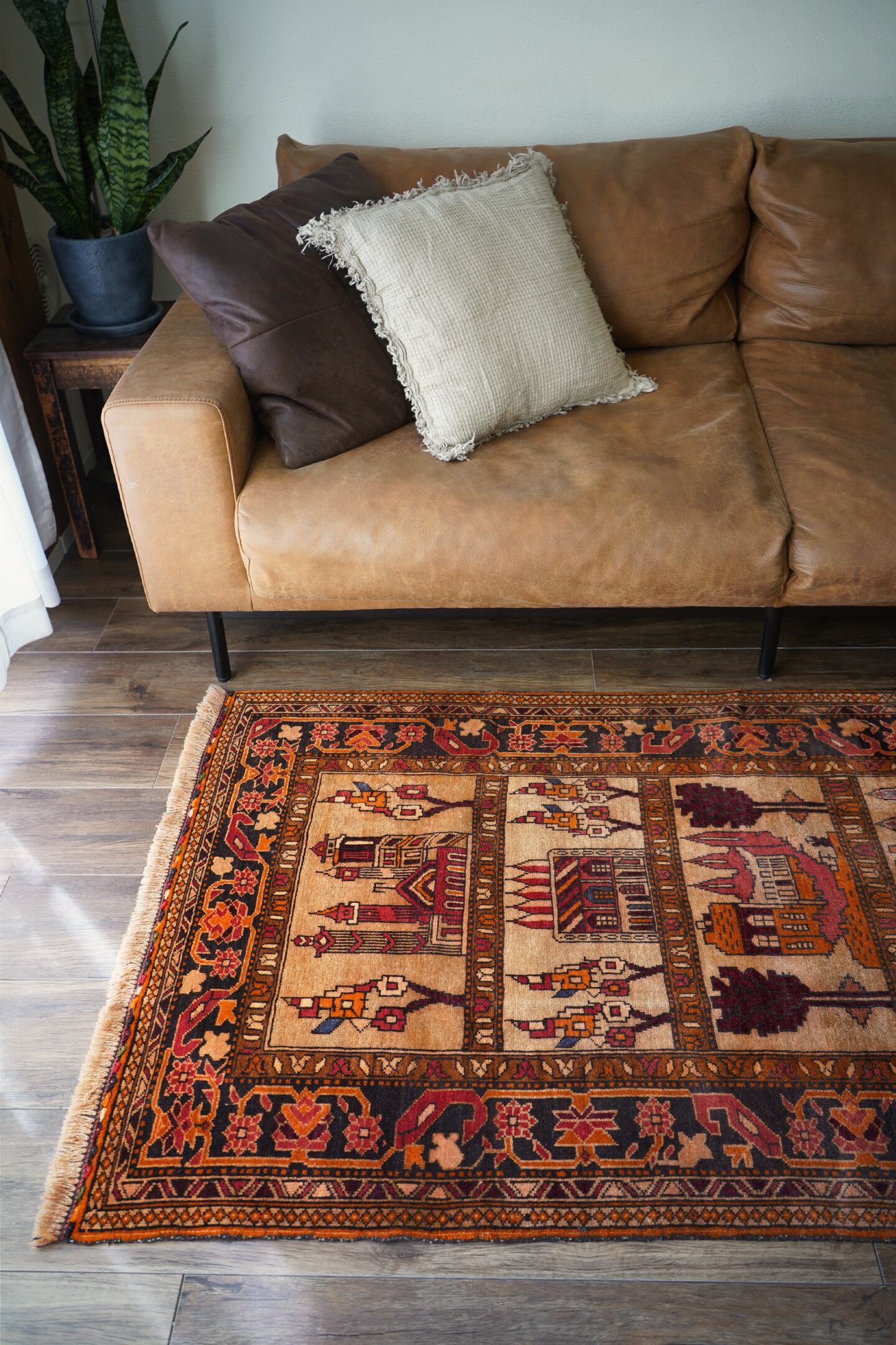 856】Vintage Afghan Baluch pictorial rug 1980's | ヴィンテージラグ