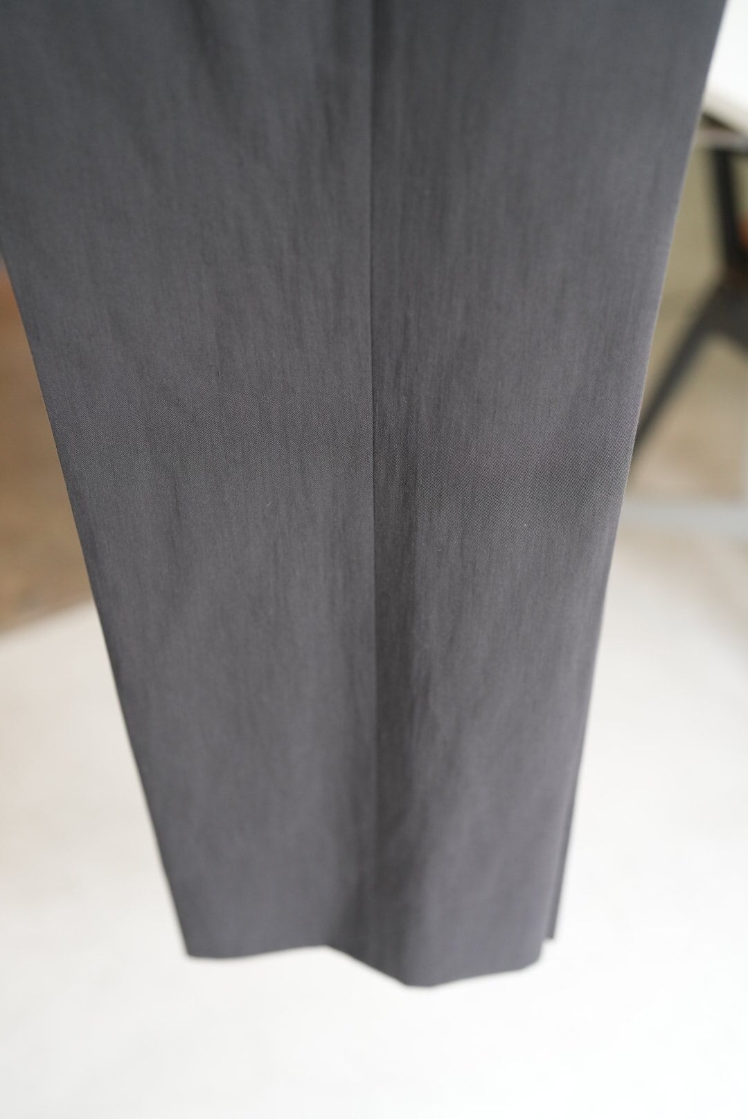 MAATEE&SONS CHINO TROUSER -GRAYSHAMBRAY- | TOMMY'S KURAMAE