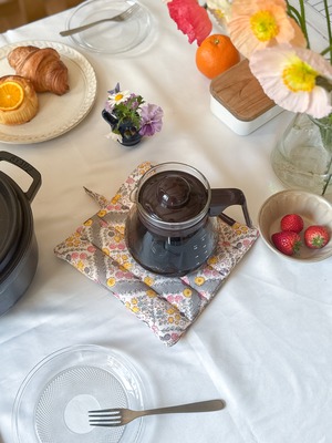 母の日&引越しのお祝いに｜キッチンミトン＆マットセット〈FLOWER〉