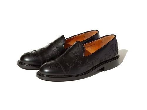 KYOU “ DANCE" Embroidered Opera Shoes by HARUTA”