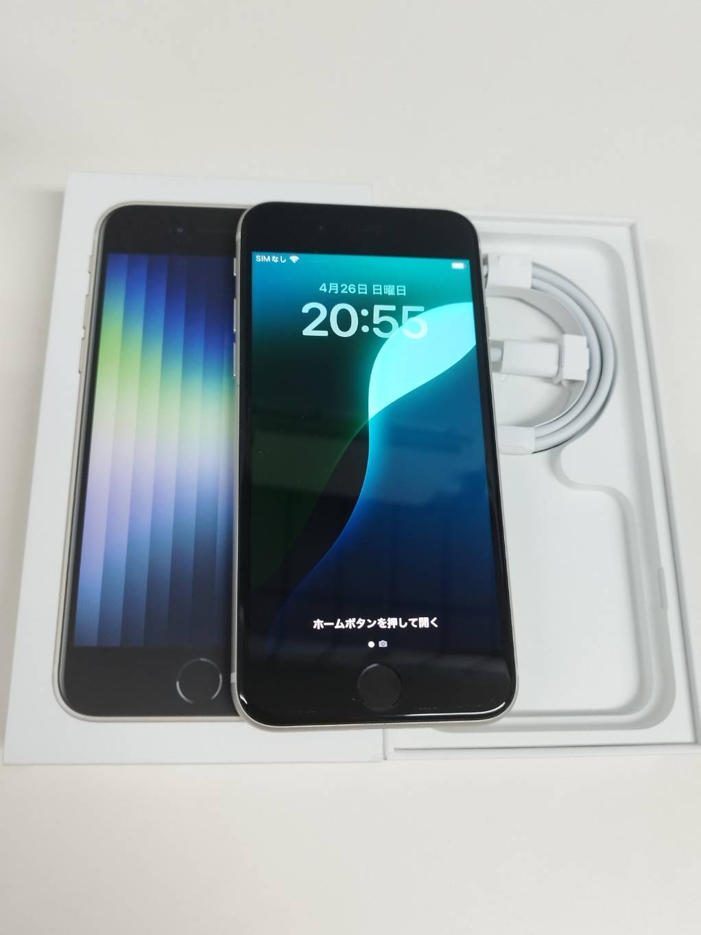 良品】iPhone SE 第3世代/SIMフリー/A2782/64GB/スターライト〈MMYD3J