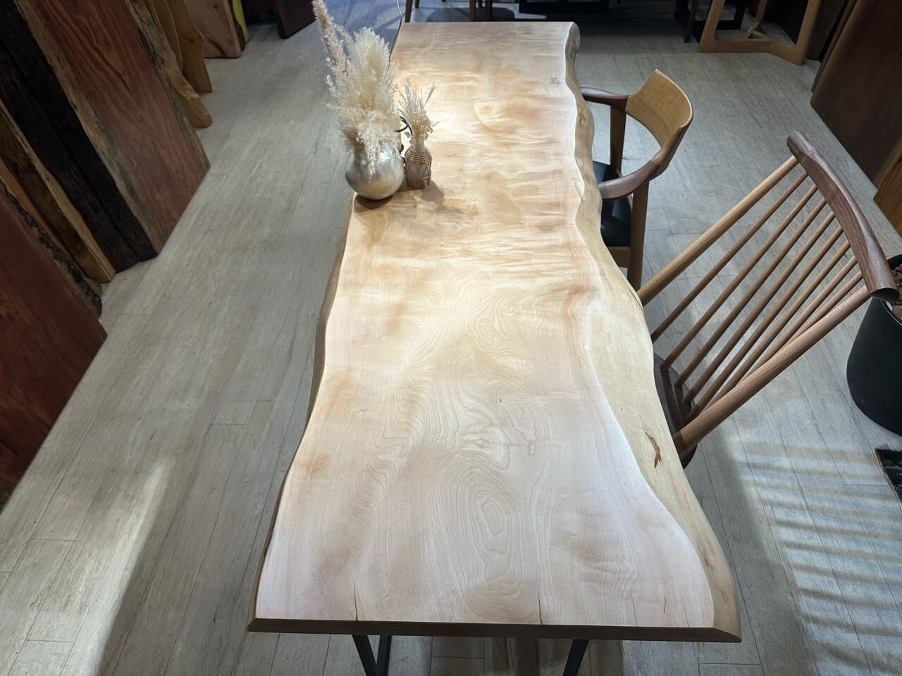 OUTLET】栃（トチ）_1950×570-500×45_新宿店_テーブル天板/一枚板 2200