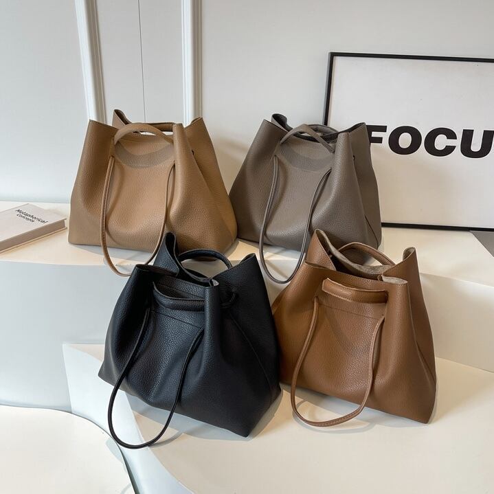 square shoulder bag m0420