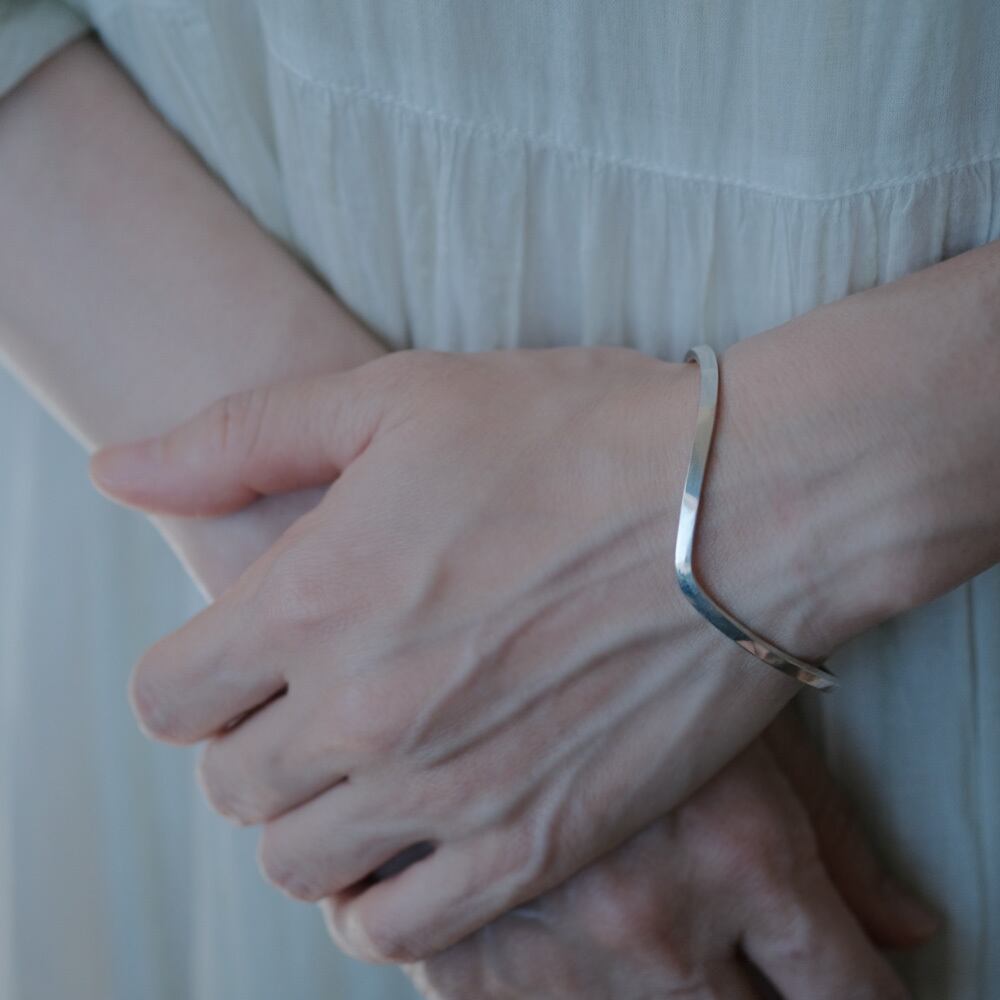 カーブ バングル シルバー925 | クラウドジュエリー(Cloud-jewelry
