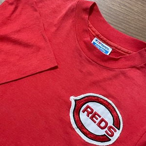 【Hanes】80s USA製 MLB シンシナティレッズ REDS Tシャツ 刺繍ロゴ 青タグ シングルステッチ us古着