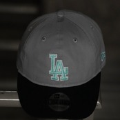 【gifthat別注】NEW ERA 930/9THIRTY  ロサンゼルス・ドジャース　GRAY SEAGLASS