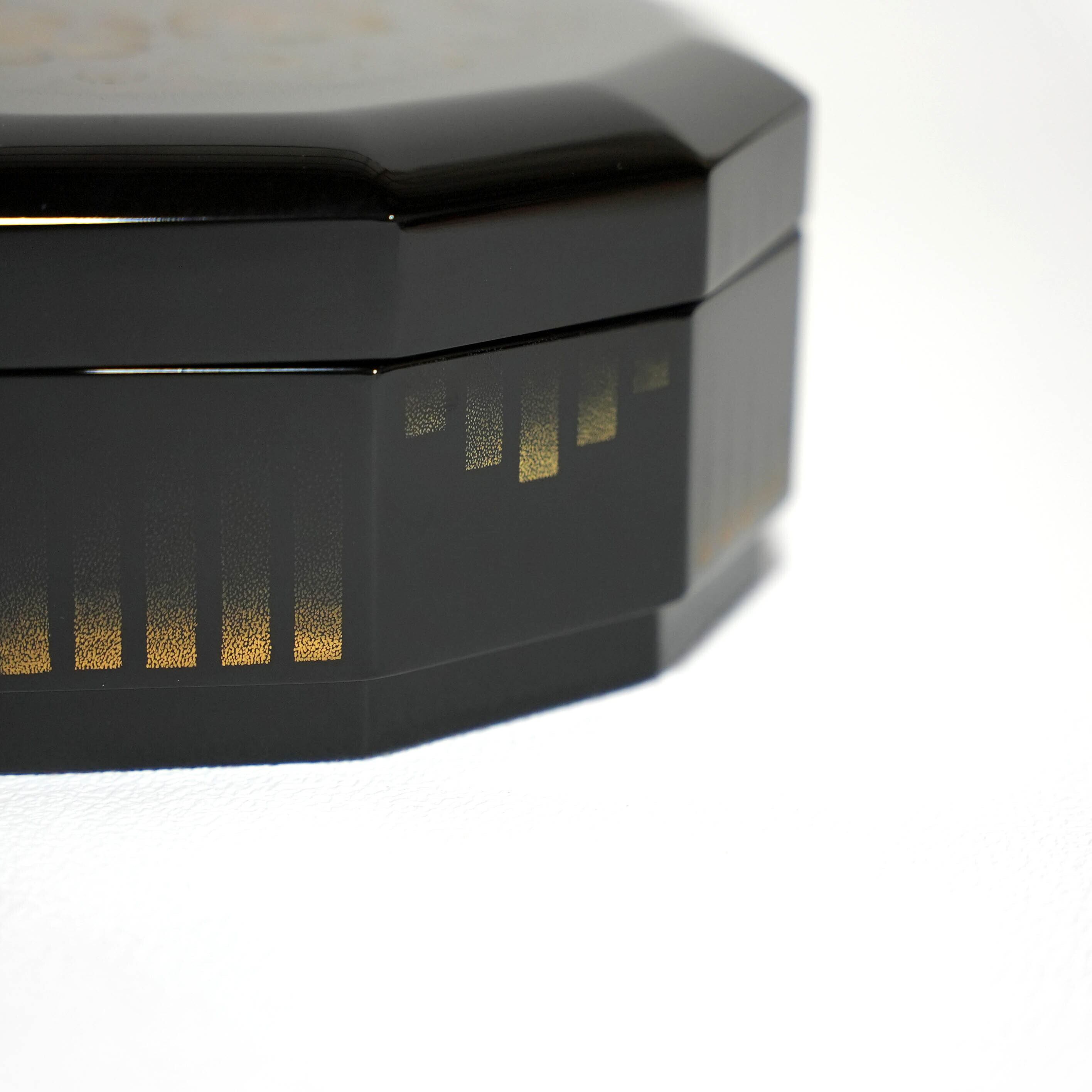 輪島塗　食籠　沈金　茶道具 輪島塗】食籠 沈金[W022] | 輪島塗 うるし工房 九尾