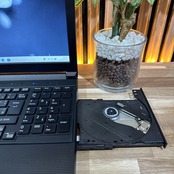 \ 公式ショップ限定価格❣️/ 準美品《初心者様オススメ》光学ドライブ【富士通 LIFEBOOK A5511/G】第11世代 メモリ8GB SSD ノートパソコン 安心サポート&3ヶ月保証付き