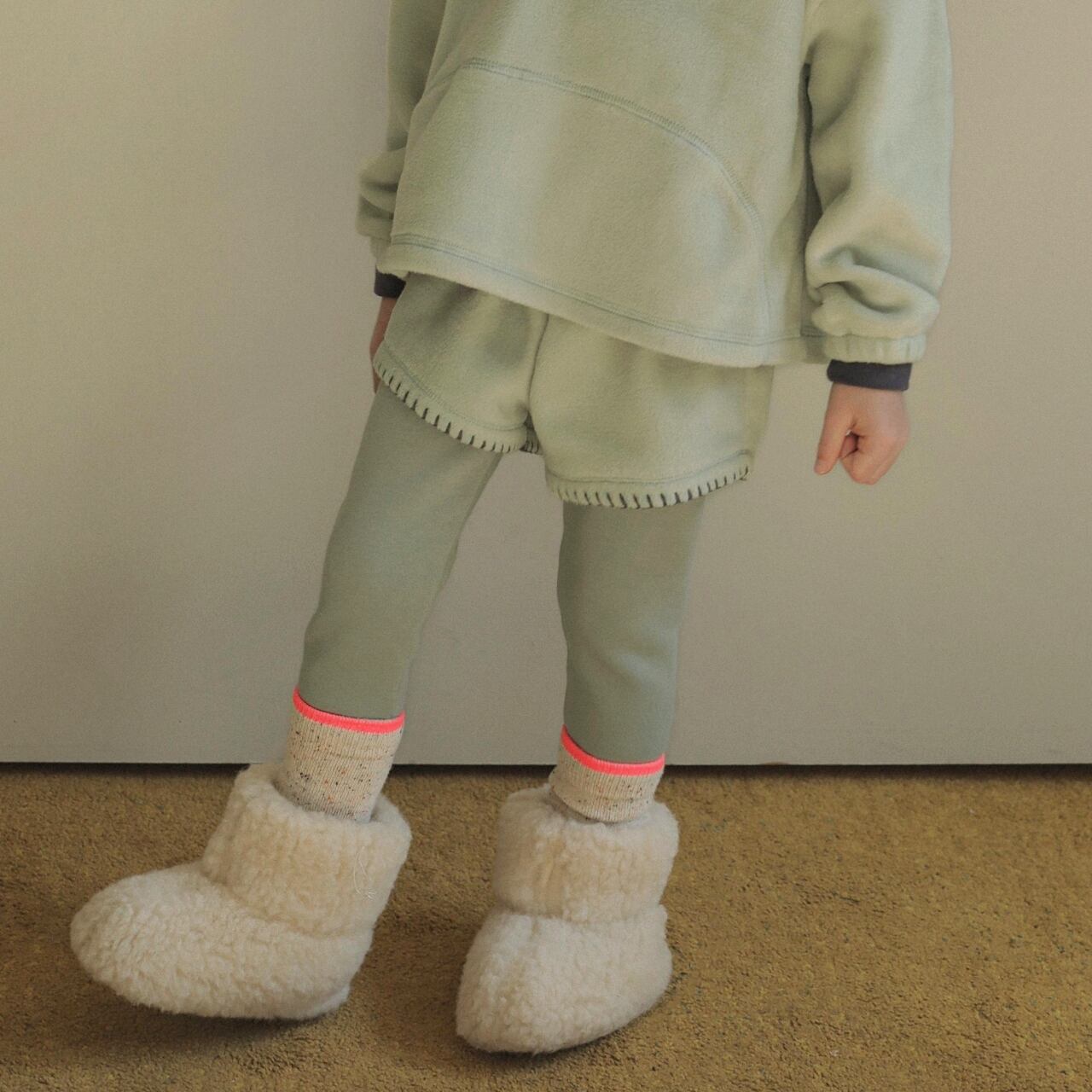 «sold out»«bien a bien» へメンレギンス付きパンツ 2colors