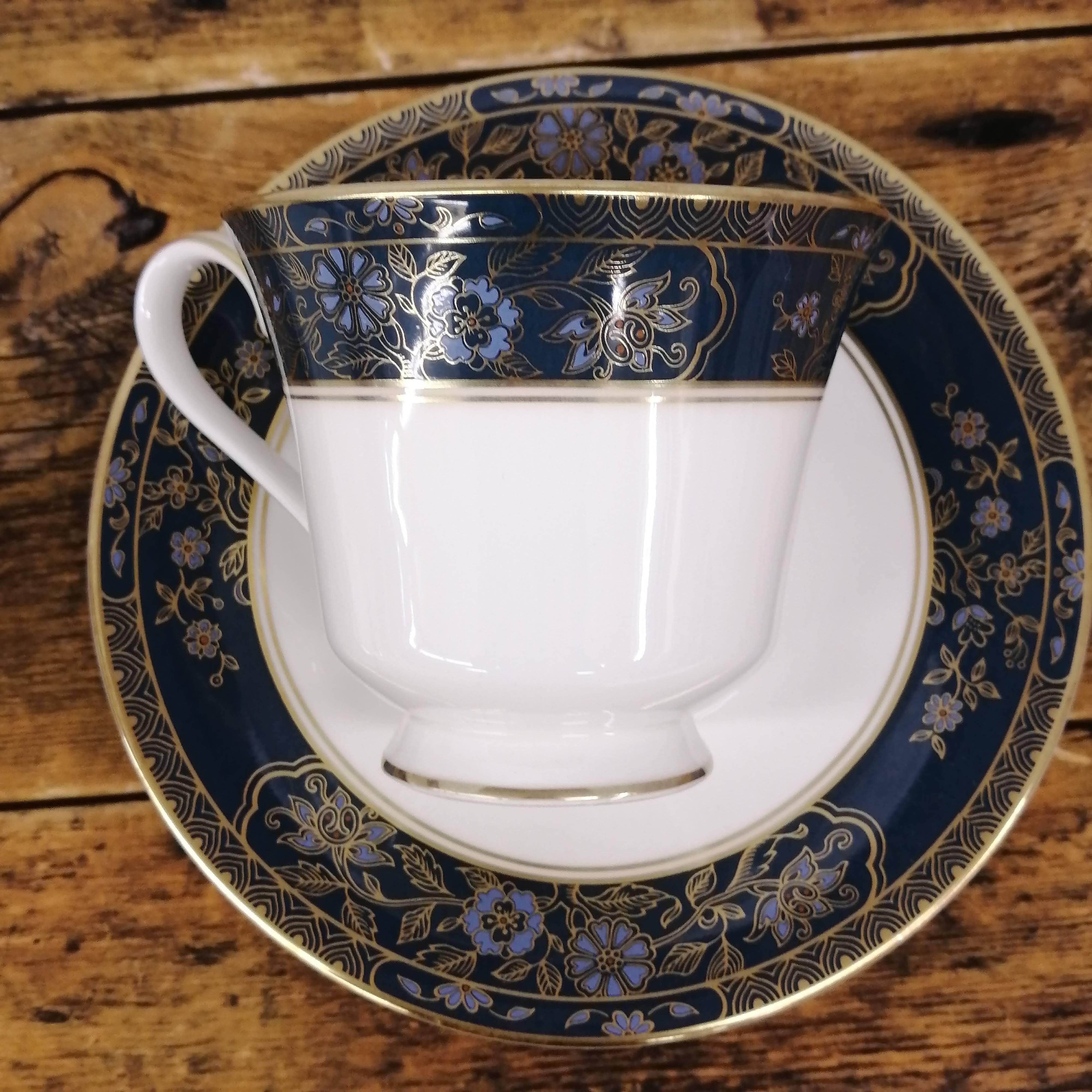 ROYAL DOULTON CARLYLE カップ\u0026ソーサ ペア