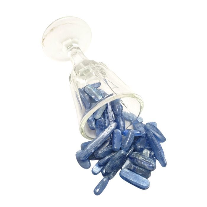 カイヤナイト20g レアストーン さざれ石 パワーストーン 青い石 スピリチュアルストーン ヒーリング お守り 普通郵便 送料無料 風水アイテム 開運インテリアにおすすめ 誕生日