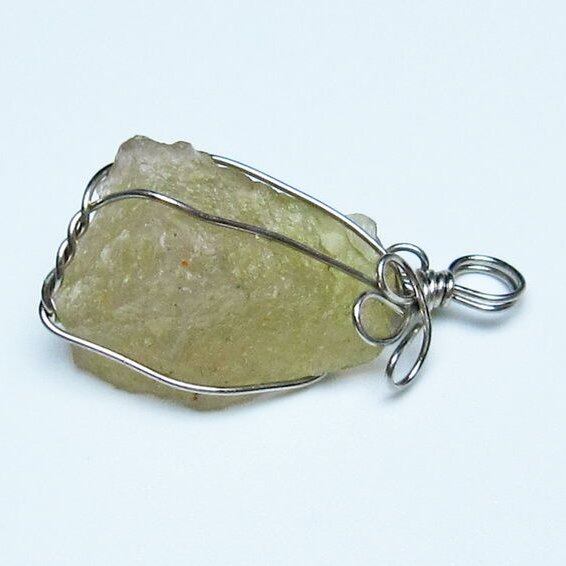 リビアングラス ペンダント 一点物 メール便可 112-13821