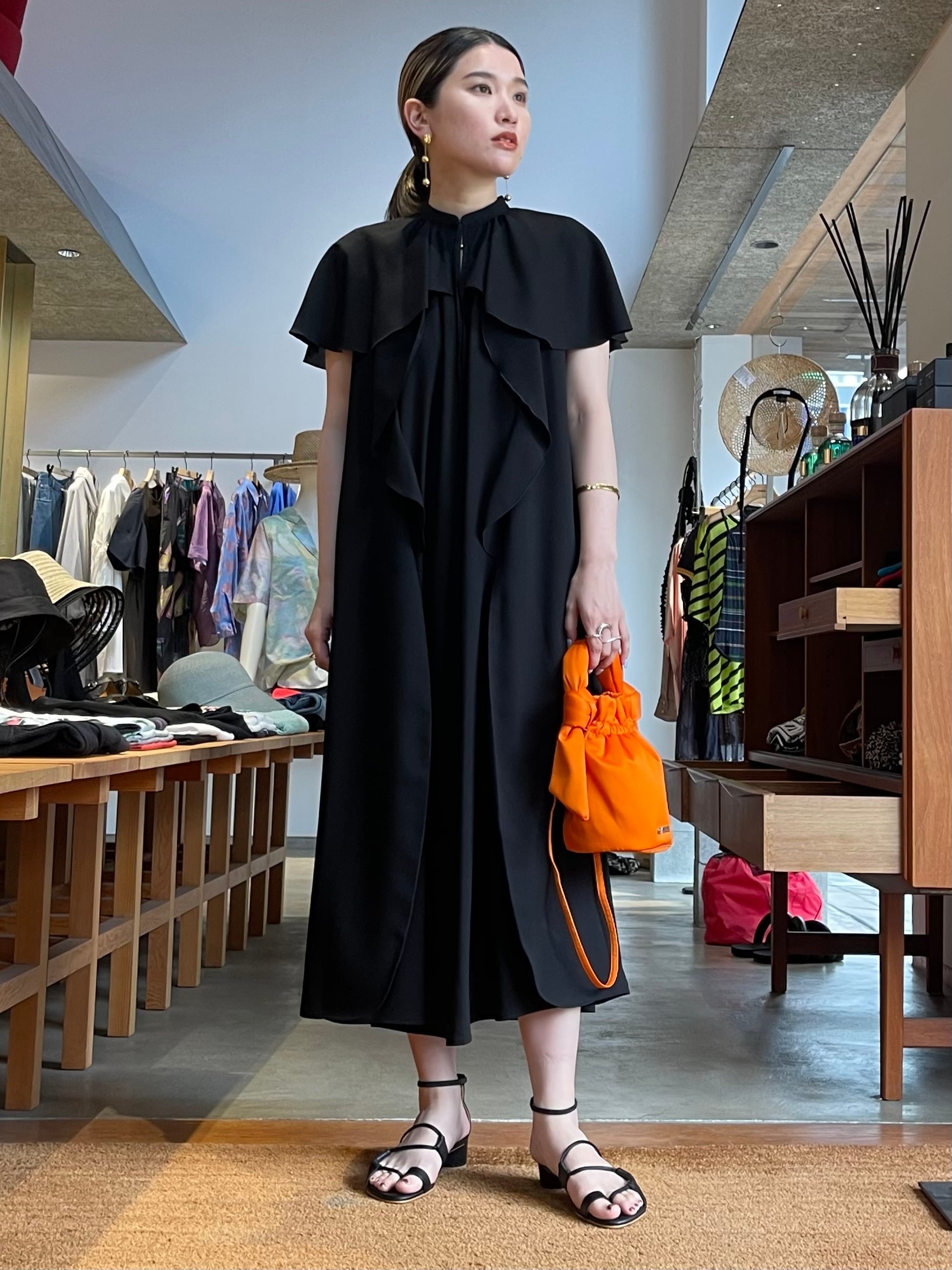 エンフォルド CAPE WAVE DRESS 36サイズ BLUE（23AW】ENFOLD 
