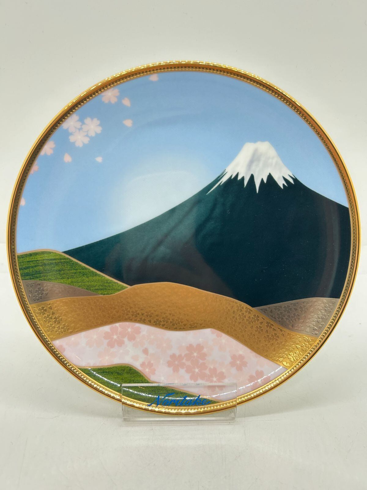 ノリタケ 金富士 飾り皿 富士山 銘あり 作家物 大皿 約35.5cm ノリタケ 金富士 飾り皿 富士山 銘あり 作家物 大皿 約35.5cm