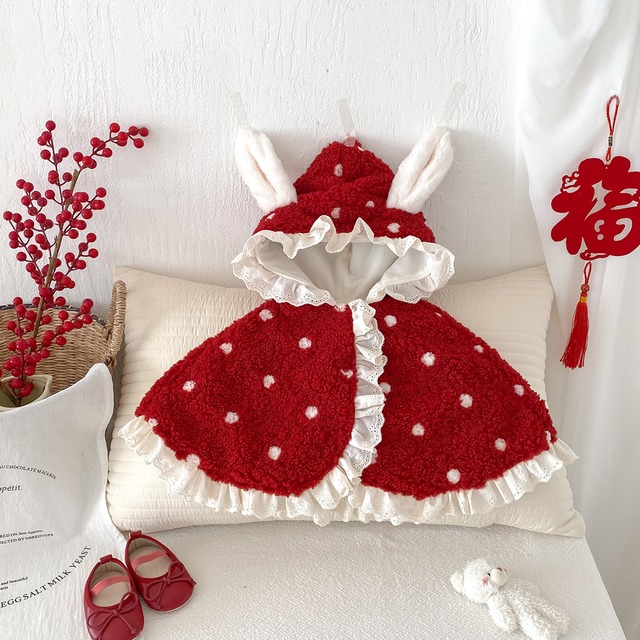 【BABY】ウサギ帽子付きレッドポンチョ