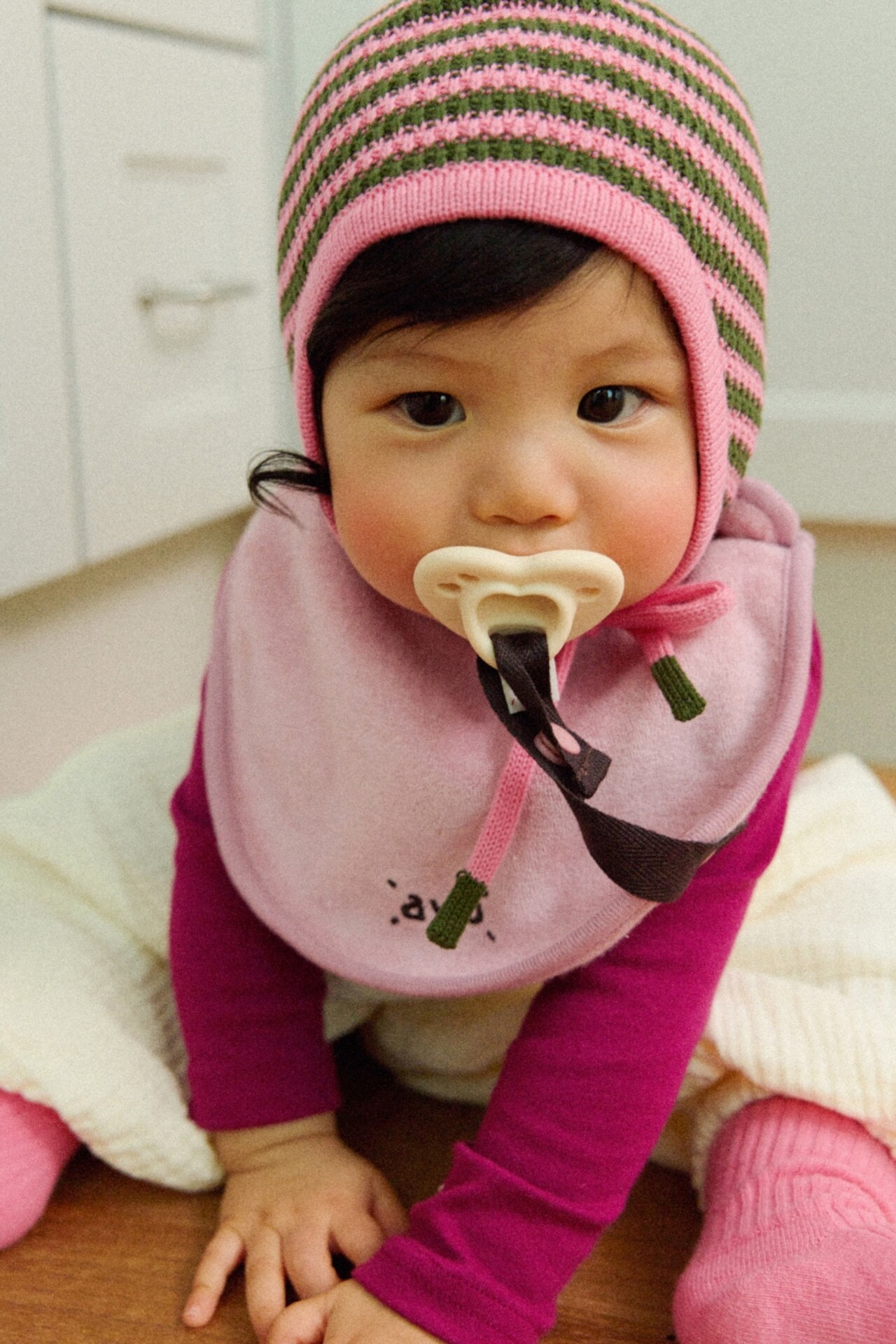 〖取寄〗韓国子供服 / 26winter / avo / TERRY PACIFIER BIB / ビブ / スタイ *free*