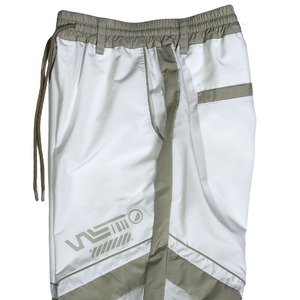 B2W「Nylon Foodie Setup Jacket & Pants Black×Beige」