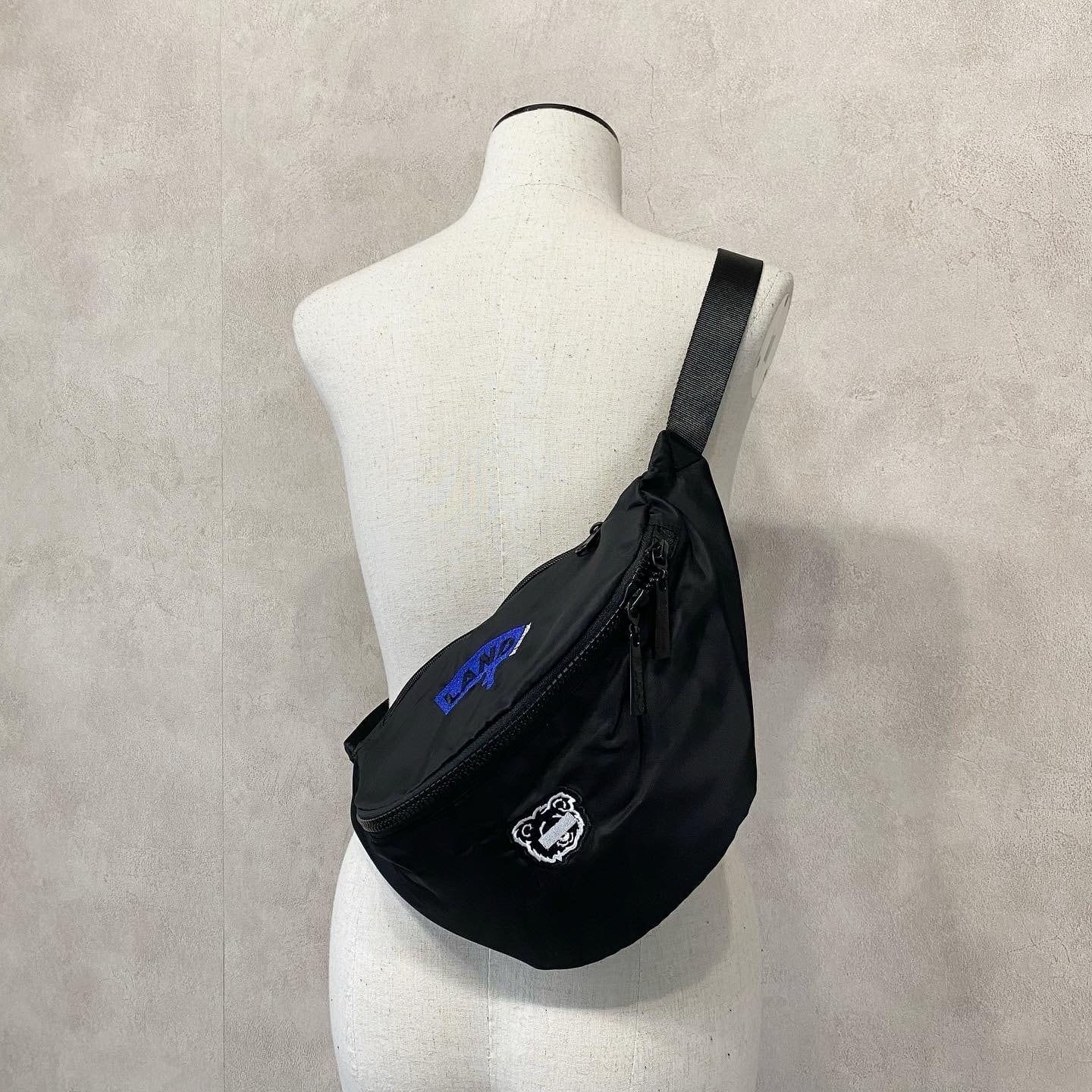 新品タグ付き MILKBOY NYLON BEAR WAIST BAG BLK