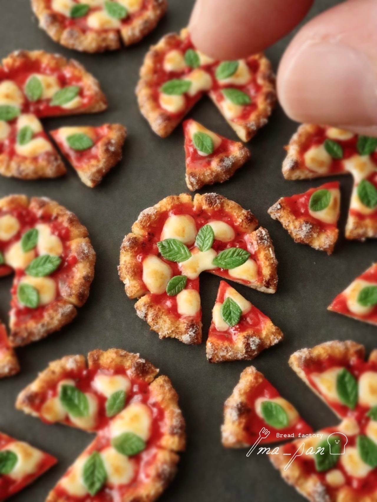 ④マルゲリータピザ【ピアス/イヤリング】