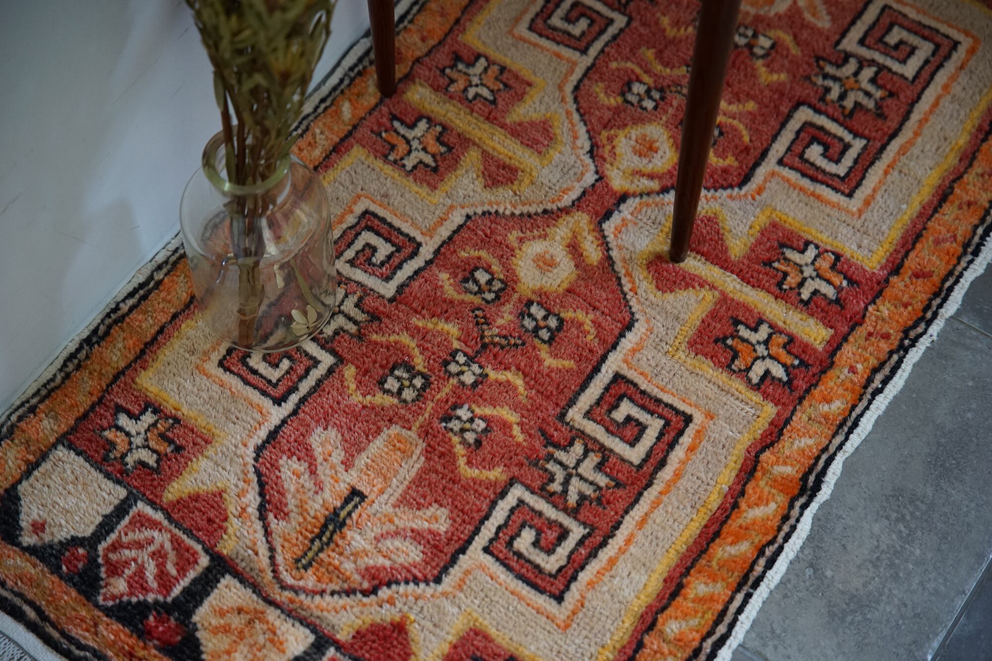 036 - Vintage Turkish rug