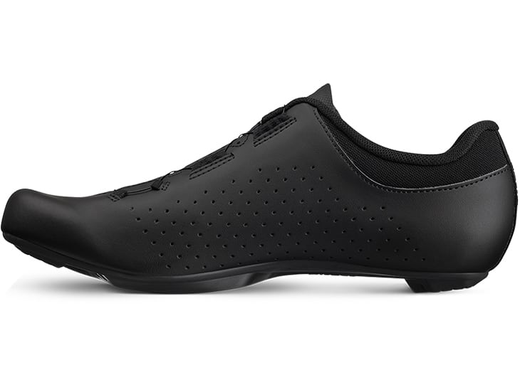 fi'zi:k（フィジーク）｜VENTO OMNA ‐ BK/BK サイズ41.5 | cyclepine