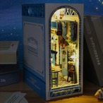 DIY ブックエンド ミニチュア ハウス 手作り 組み立て 模型 クリエイティブ 誕生日 プレゼント クリスマス おしゃれ インテリア ホリデー 木製 3Dパズル ホワイト ライトブルー LEDライト