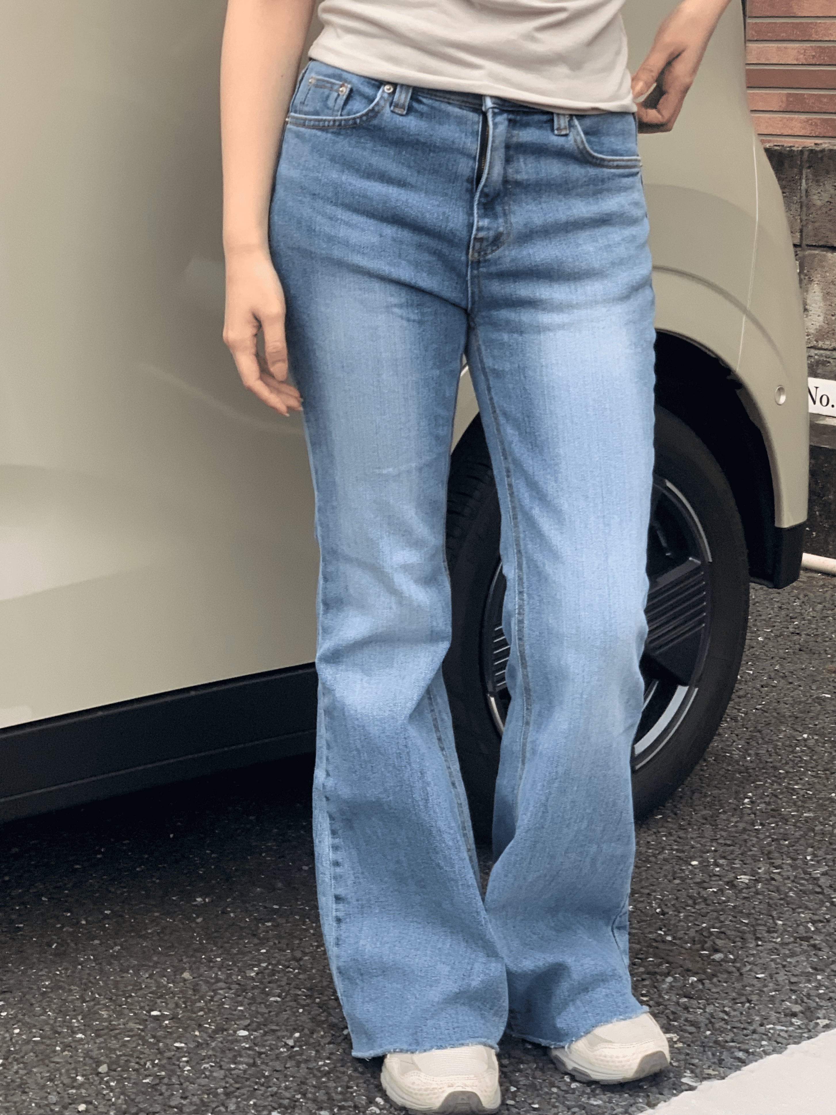 Lively Low-Rise Bootcut Jeans