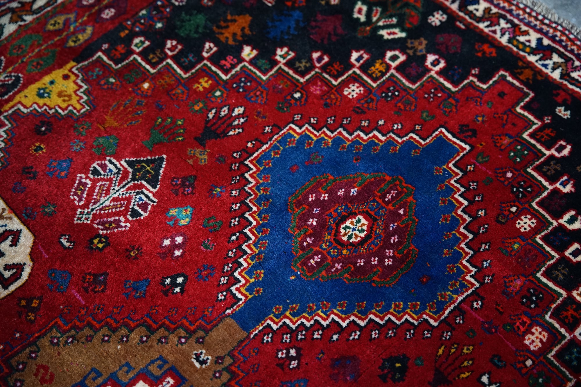 053 - Vintage qashqai rug