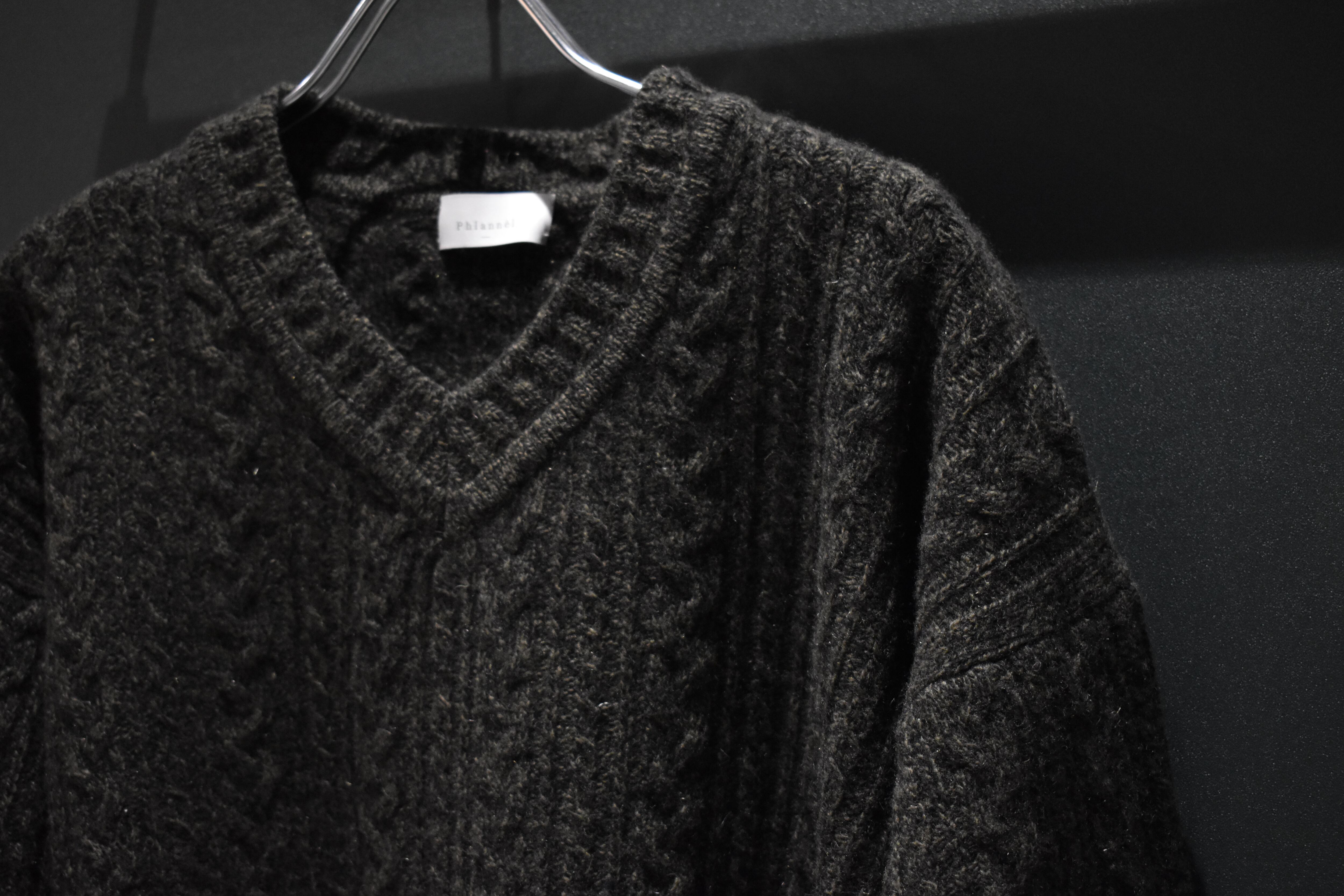 Phlannèl】Wool Yak Cable V-neck Knit | theater(シアター)