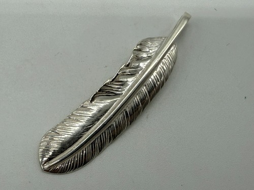 ゴローズ　新品　特大プレーンフェザー右④現行