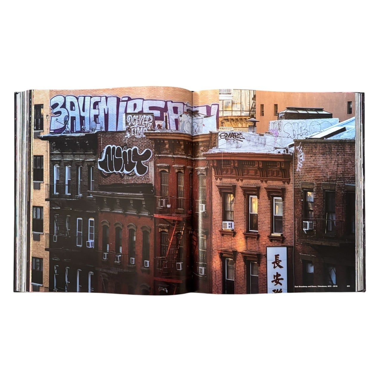 MINT & SERF - Between Language+Art | stacks bookstore