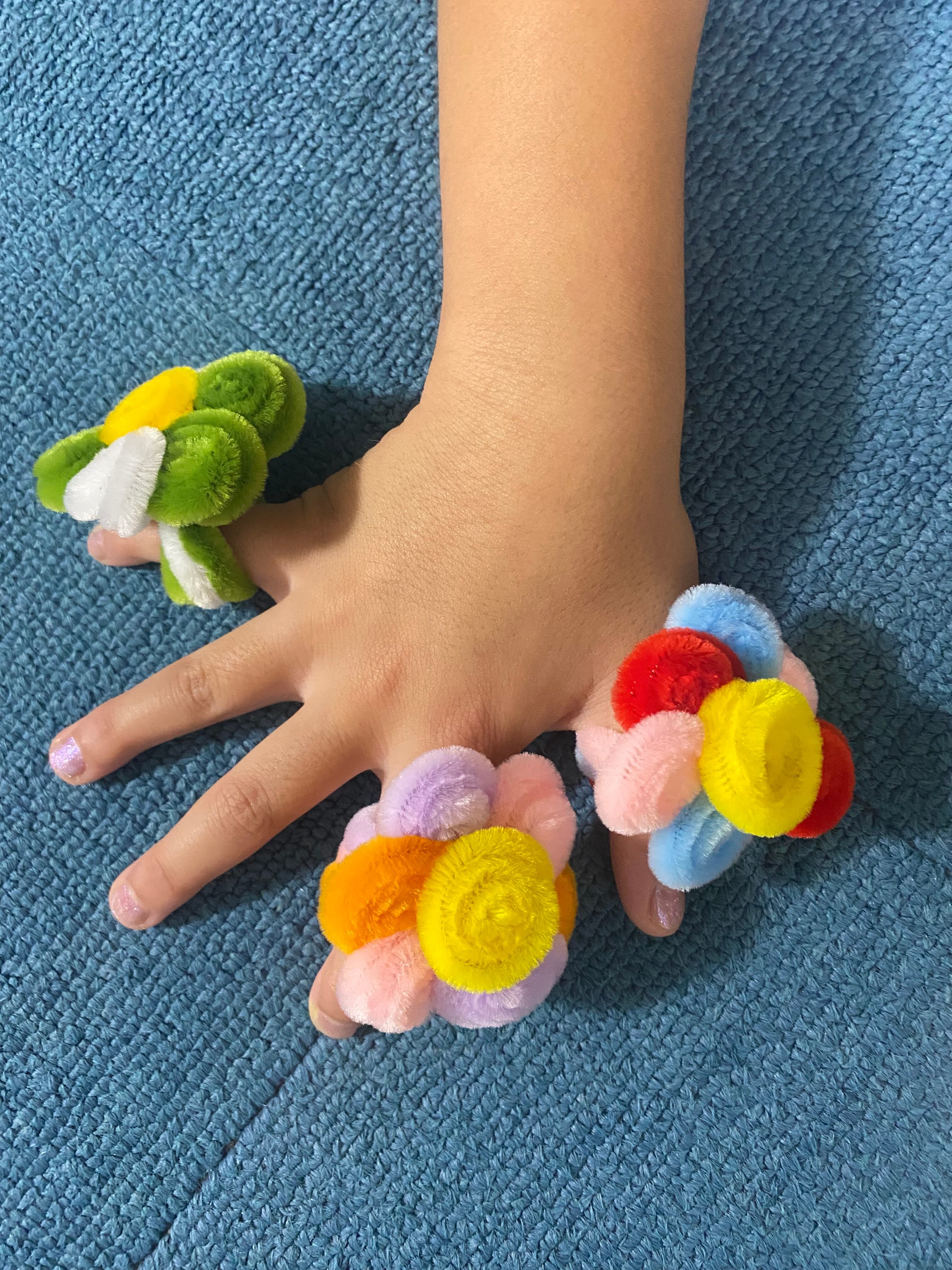モール素材の花リング
