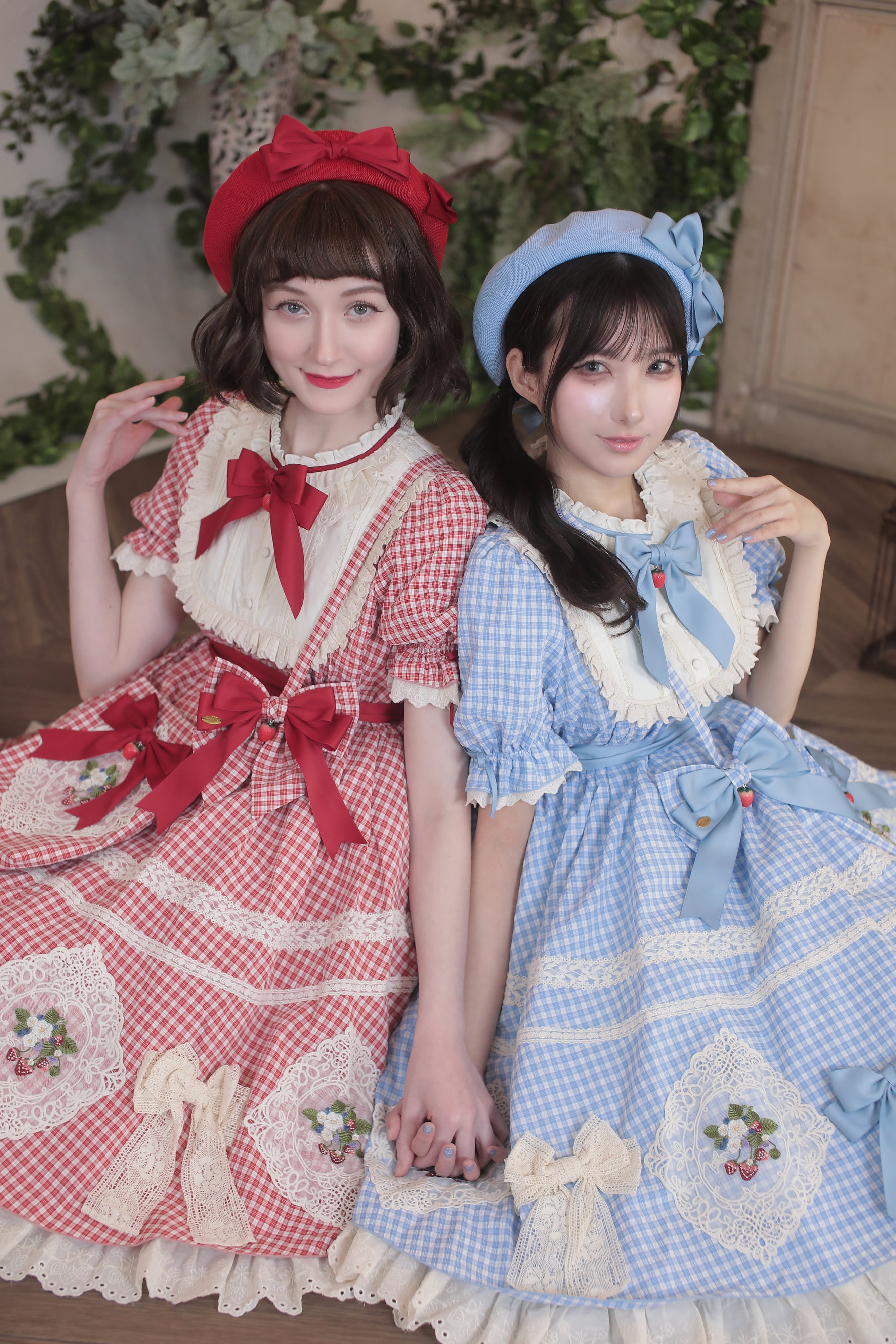 ストロベリー・リボンブーケ ギンガムチェックリボンクリップ