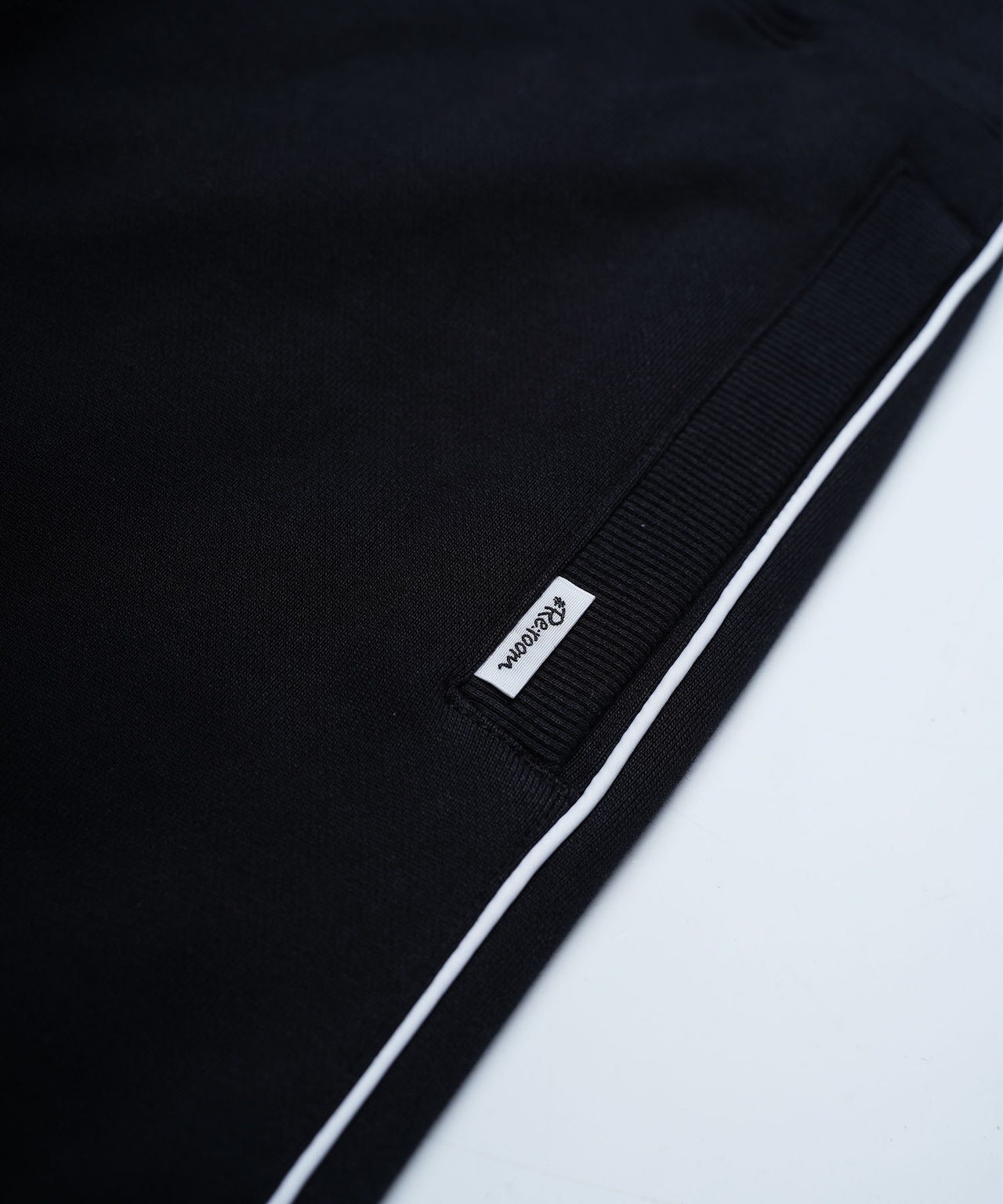 【#Re:room】SIDE LINE PIPING SWEAT TRACK PANTS［REP238］