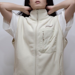 HOWDY blow Fleece VEST [ナチュラル]