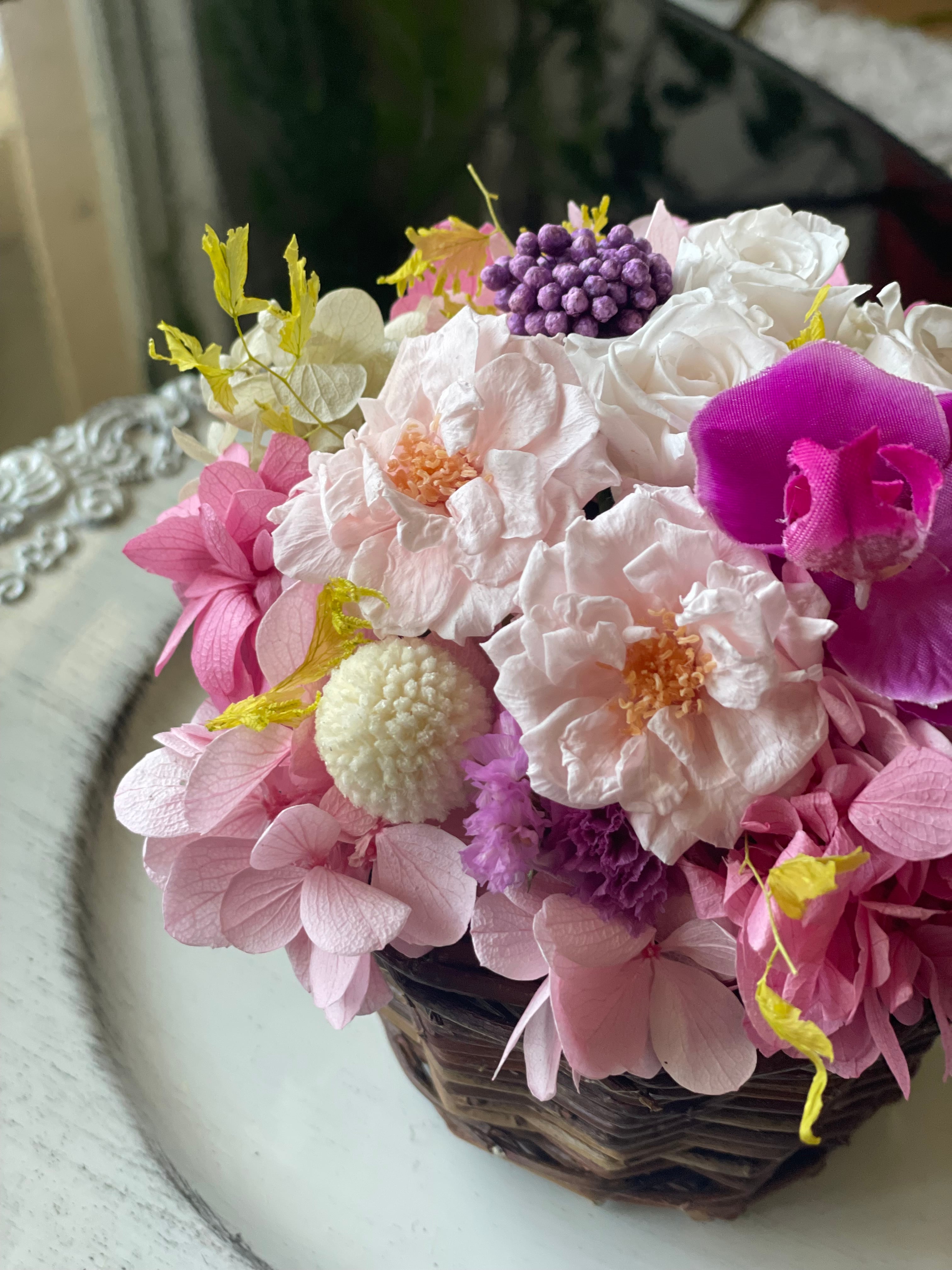 プリザーブドフラワー 可愛い ピンク アレンジ 誕生日祝い 結婚祝い